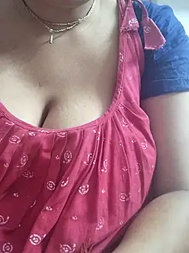 miss-Riy online show from 5, 3, 2025