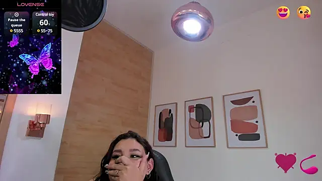 lilith guzman online show from 7, 12, 2024