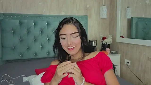 Snapshot of Marcelaa_fox chatting on 16, 7, 2026 Marcelaa fox online show from 16, 7, 2026