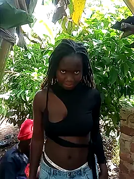 Black juicy24 online show from 8, 2, 2025