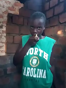 Black juicy24 online show from 12, 11, 2025