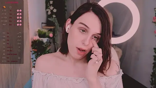  yourFoxy  online show from 20, 12, 2024