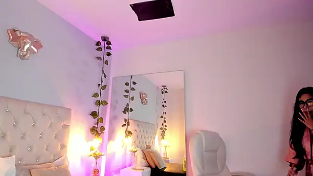 Snapshot of Isabella_Flowers chatting on 30, 1, 2025 Isabella Flowers online show from 30, 1, 2025