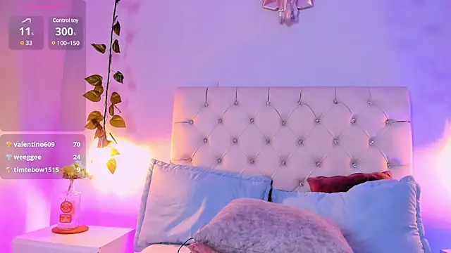 Snapshot of Isabella_Flowers chatting on 10, 3, 2025 Isabella Flowers online show from 10, 3, 2025