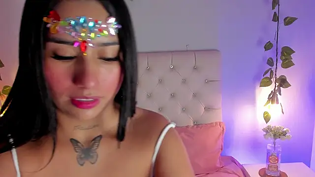 Snapshot of Isabella_Flowers chatting on 11, 9, 2025 Isabella Flowers online show from 11, 9, 2025