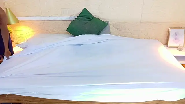 Chocolatte bar online show from 19, 3, 2025