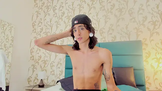 Snapshot of Matthew_Dixonn chatting on 14, 12, 2024 Matthew Dixonn online show from 14, 12, 2024