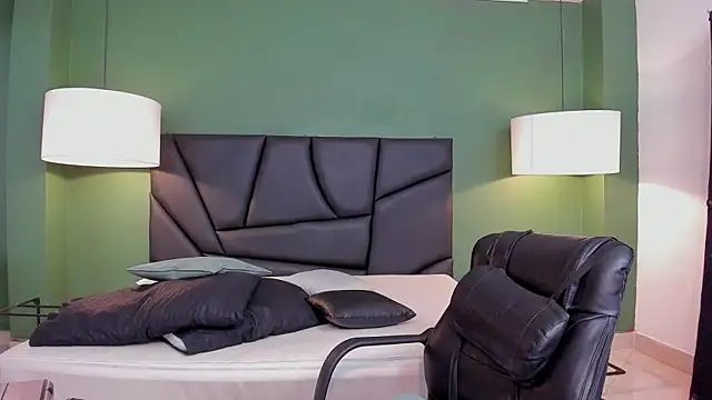 Snapshot of Matthew_Dixonn chatting on 17, 1, 2025 Matthew Dixonn online show from 17, 1, 2025