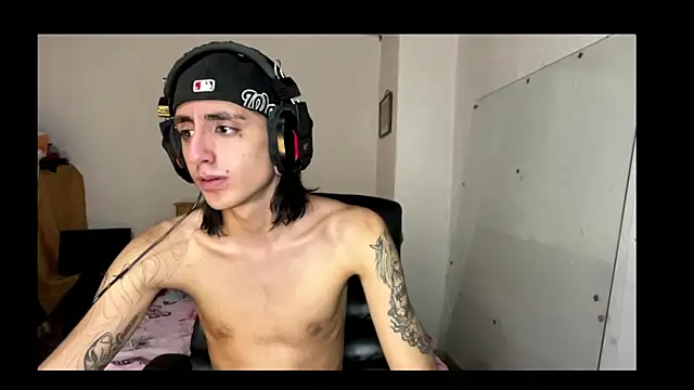 Snapshot of Matthew_Dixonn chatting on 5, 2, 2025 Matthew Dixonn online show from 5, 2, 2025