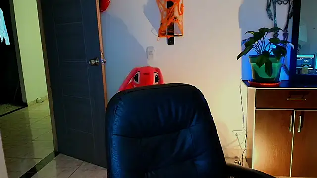 TinnaDawsom online show from 27, 10, 2025