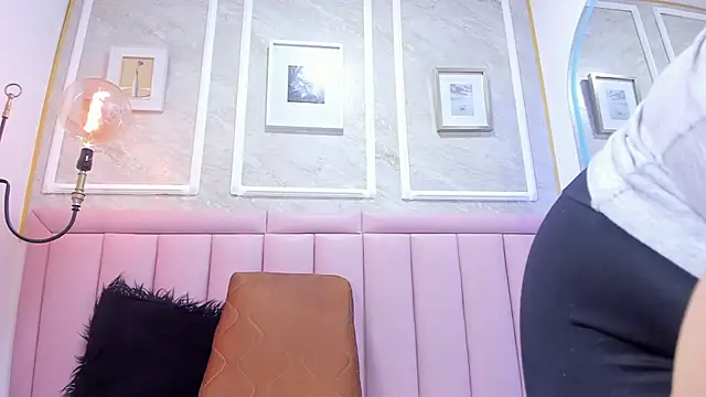 Ambber moon online show from 18, 11, 2025