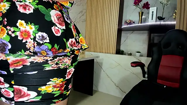 MirandaRossi online show from 12, 2, 2026