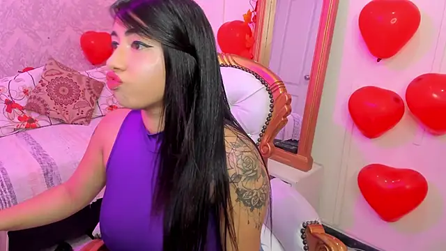 Snapshot of Sexy_cristall_ chatting on 21, 2, 2025 Sexy cristall online show from 21, 2, 2025