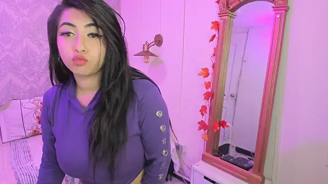 Snapshot of Sexy_cristall_ chatting on 11, 3, 2025 Sexy cristall online show from 11, 3, 2025