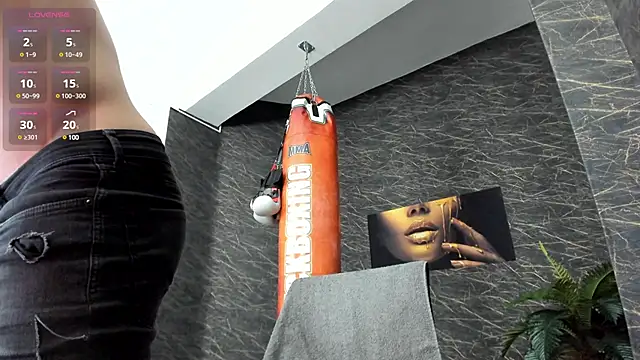 leonardsmith01 online show from 1, 2, 2025