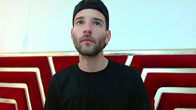 Snapshot of Christopher_saint chatting on 9, 4, 2026 Christopher saint online show from 9, 4, 2026