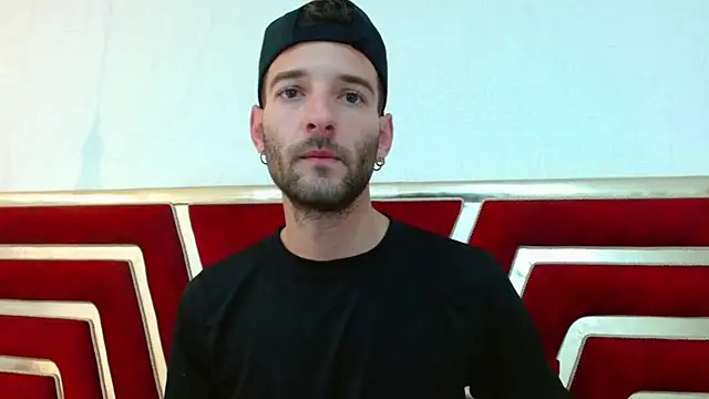 Snapshot of Christopher_saint chatting on 25, 4, 2026 Christopher saint online show from 25, 4, 2026