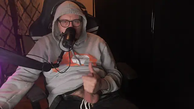 chicostick413 online show from 12, 3, 2026