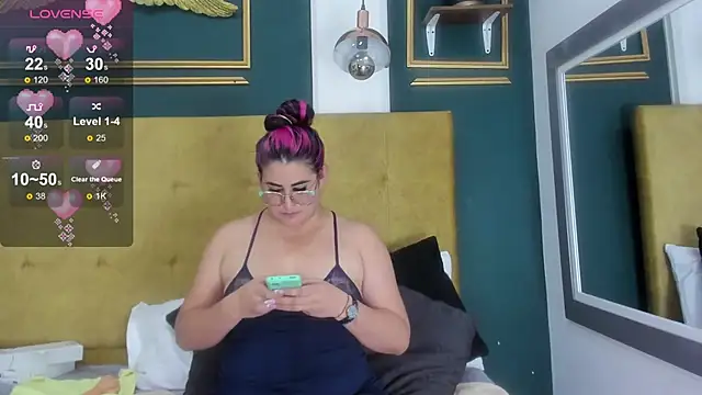 BellaPeers  online show from 9, 1, 2025