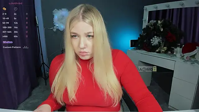 Snapshot of juli_kisss chatting on 9, 1, 2025 juli kisss online show from 9, 1, 2025