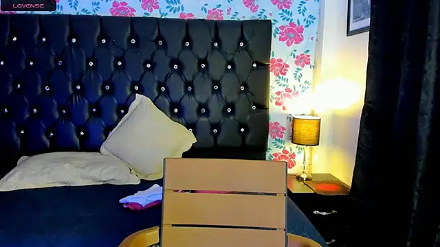 sasha fox00 online show from 14, 12, 2024