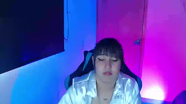 Skarlet Adams28 online show from 21, 4, 2026