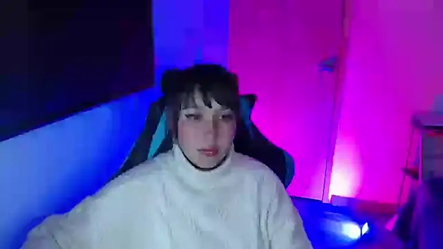 Skarlet Adams28 online show from 23, 4, 2026