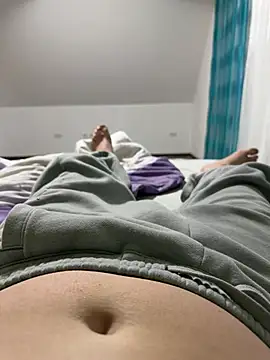 w12er online show from 4, 2, 2026