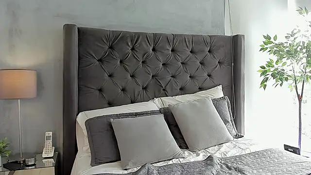 Snapshot of AntonellandJohan chatting on 2, 2, 2025 AntonellandJohan online show from 2, 2, 2025