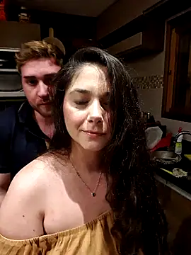 Snapshot of CoelhinhaGostosa chatting on 8, 2, 2025 CoelhinhaGostosa online show from 8, 2, 2025