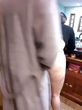 Snapshot of CoelhinhaGostosa chatting on 8, 9, 2025 CoelhinhaGostosa online show from 8, 9, 2025