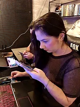 Snapshot of CoelhinhaGostosa chatting on 22, 11, 2025 CoelhinhaGostosa online show from 22, 11, 2025