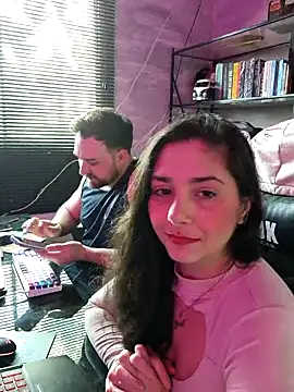 Snapshot of CoelhinhaGostosa chatting on 25, 11, 2025 CoelhinhaGostosa online show from 25, 11, 2025