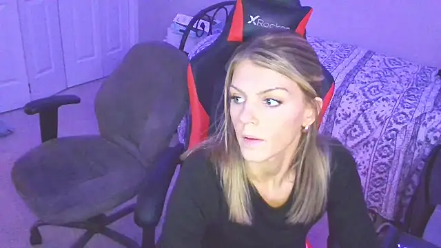 XMeF10 online show from 3, 2, 2025