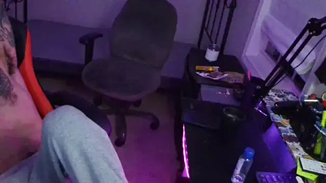 XMeF10 online show from 15, 2, 2025