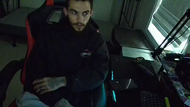 XMeF10 online show from 15, 2, 2025