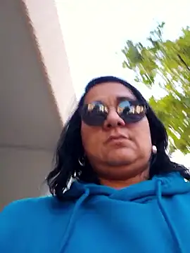 paulinaDiaz1 online show from 18, 10, 2025