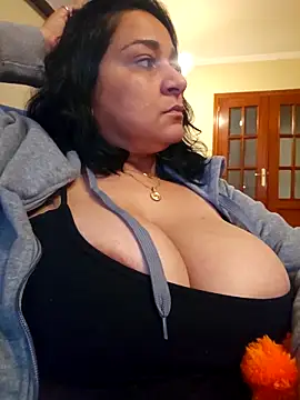 paulinaDiaz1 online show from 6, 11, 2025