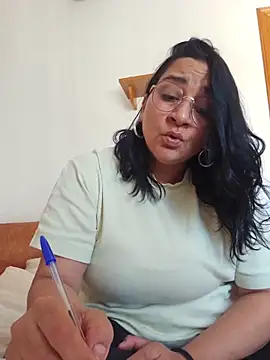 Snapshot of paulinaDiaz1 chatting on 20, 5, 2026 paulinaDiaz1 online show from 20, 5, 2026