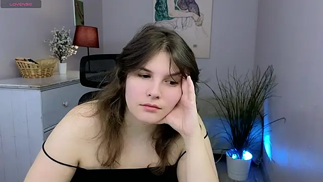 Ruyjin Choi online show from 17, 11, 2025