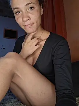 HelenHoltz online show from 6, 4, 2026