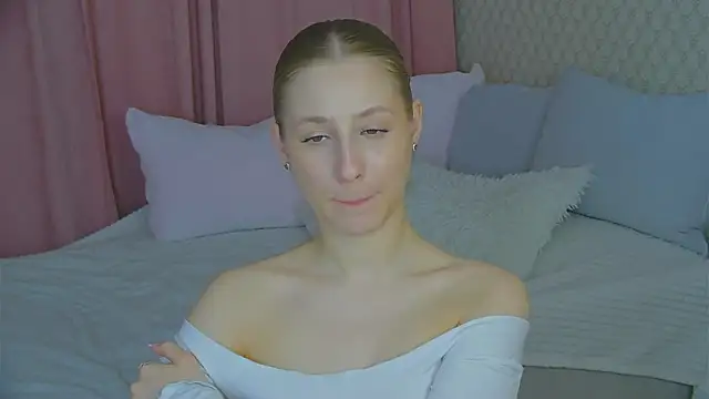 BritneyCruze online show from 21, 3, 2025