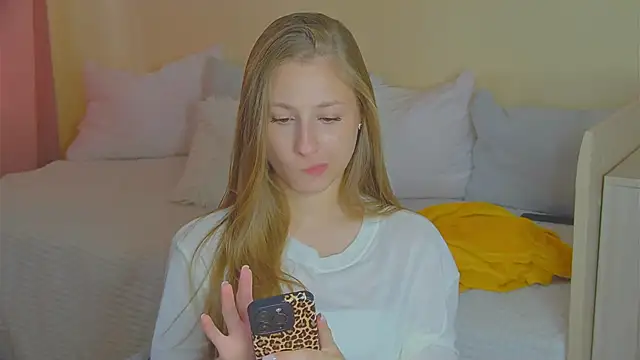 BritneyCruze online show from 9, 9, 2025