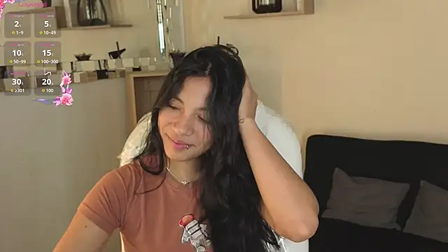 Saray reyes online show from 1, 12, 2025