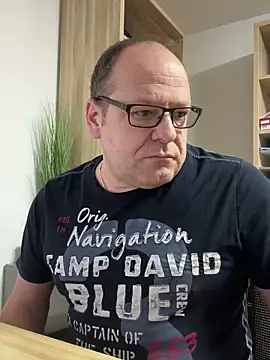 coupleLatinaLovers online show from 19, 12, 2024