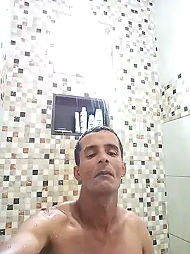 morenogato100 online show from 17, 12, 2025