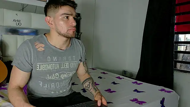 Sexy Alejandro  online show from 3, 3, 2025