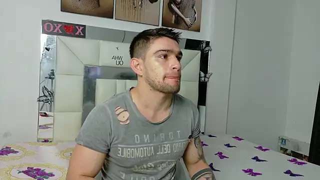 Sexy Alejandro  online show from 18, 3, 2025