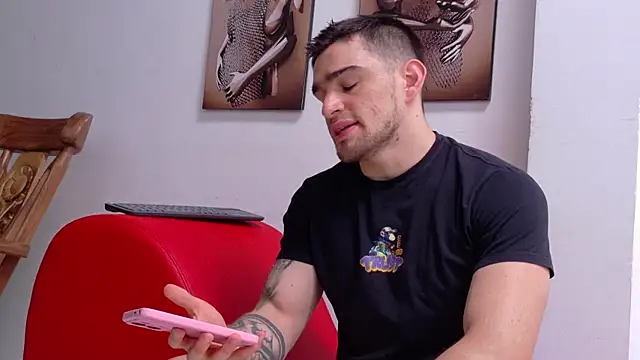 Sexy Alejandro  online show from 1, 4, 2026