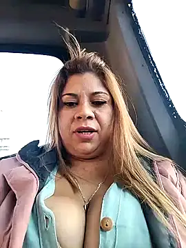 Laura-Hernandez online show from 22, 1, 2025